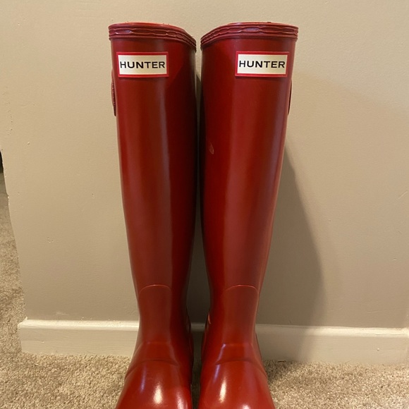 Red Hunter Rain Boots - Picture 2 of 7